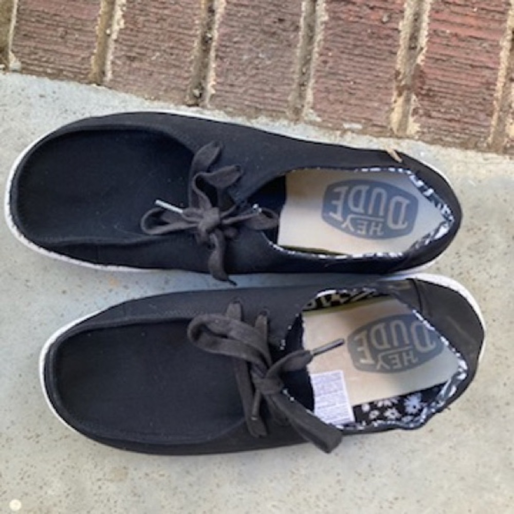 black Hey Dudes size 10